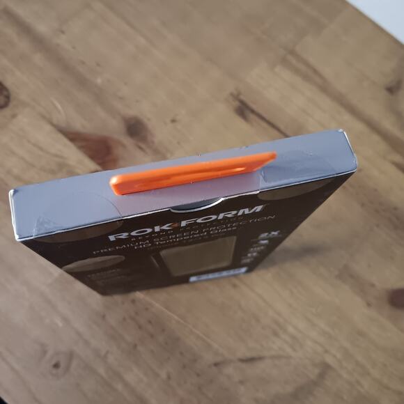 Rokform iPhone 13/13 Pro Premium Screen Protection HD Tempered Glass New - Picture 5 of 5